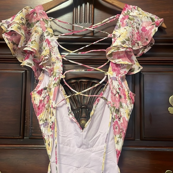 New ASTR Primrose Floral Stappy Back Maxi Dress size Small - Picture 10 of 16